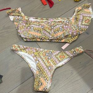 Brand new with tags VS bikini xs top and a bottom